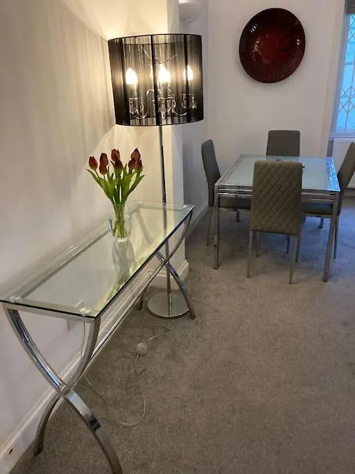 Regency Brighton Seafront Apartment