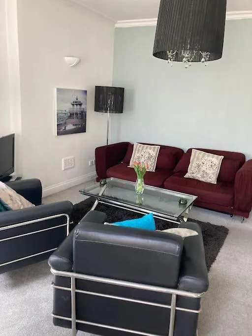 Regency Brighton Seafront Apartment